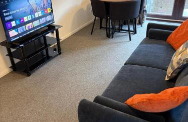 Home in Cwmbran with free onsite parking - Foto 1