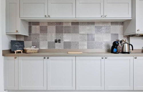 Gower Vista 3 bed in Mumbles with free parking & sea views - Foto 8