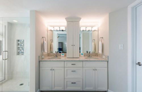 Steps to Beach & Pool - Resort Amenities Galore! - Foto 11