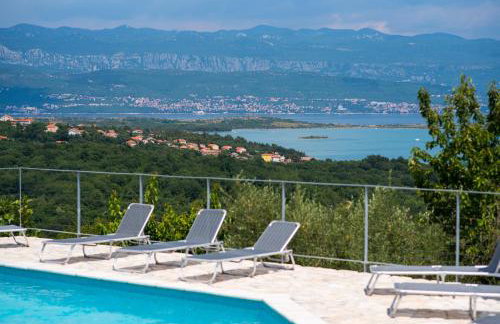 Holiday apartment Angelina with Seaview and swimming pool - Photo 4