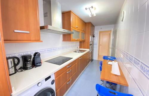 ÁTICO TERRAZA 65m. Playa, piscina, A/C, Wifi - Foto 31