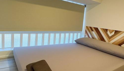 Apartamento nuevo, 2 dormitorios, patio y garaje - Foto 3