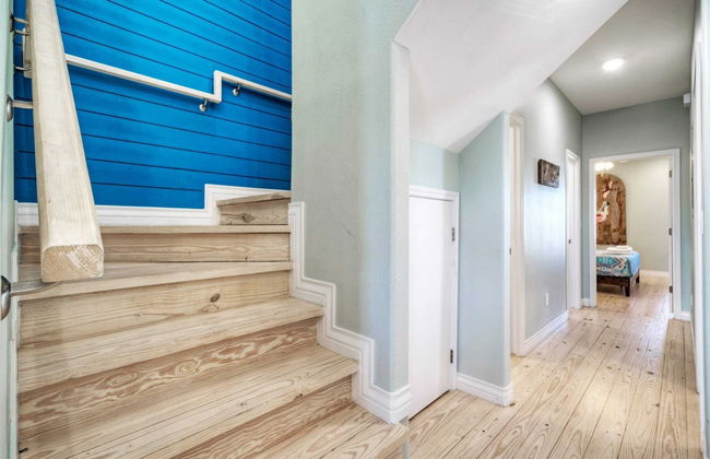 Sleeps 26 2 Homes w/ Waterfront Pool + Boat Dock Laguna Village Escape - Foto 22