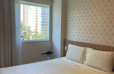 Praia do canto Apart Hotel - Apto 203 Varanda Lateral com Vista Mar - Foto 3