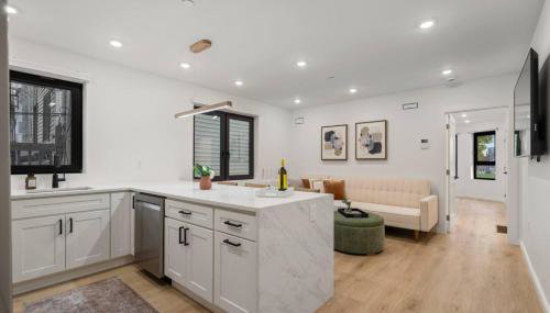 Modern Coastal City Stay Waterfront and Airport - Foto 4