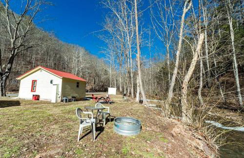 Quaint Cozy Cottage Perfect for a Peaceful Getaway in West Virginia - Foto 12