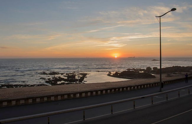 Liiiving in Porto Luxury Beachfront Apartment III - Foto 47