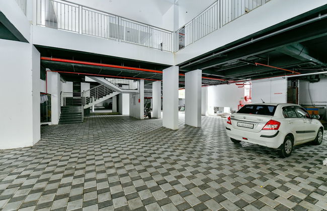 OYO 16140 Home Exotic 1BHK Kakkanad - Foto 19