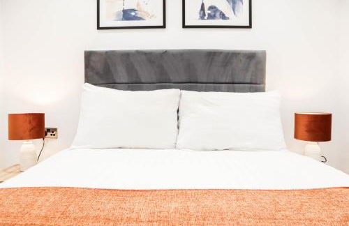 The Rye Retreat - 1BR Modern Design with Smart TV & Secure Underground Parking in Central High Wycombe HP13, Sleeps 3 - Foto 17