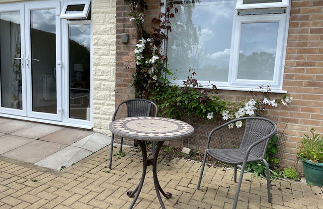 Malvern Holiday Garden Flat - Photo 13