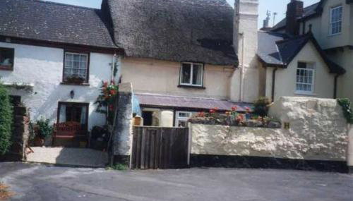 Dolphin Cottage 50m from Shaldon Beach! - Foto 1