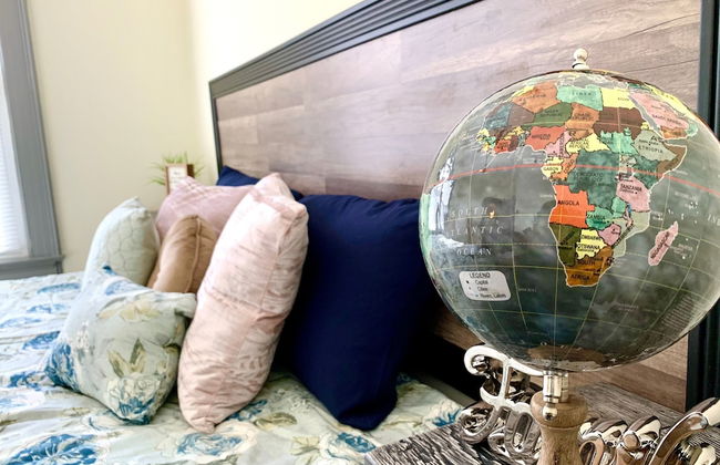 The Iron Scow - With Private Yard & Parking, Near Falls & Casino by Niagara Hospitality - Foto 8