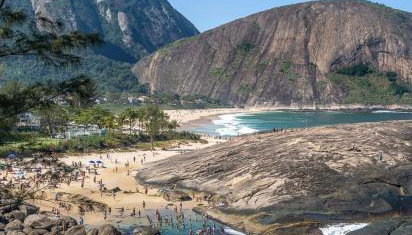 Flat Alecrim Praia Itacoatiara - Foto 1