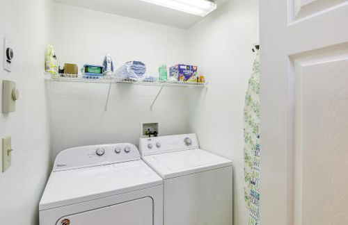 First-Floor Big Sky Condo with Hot Tub! - Foto 21