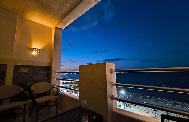 Luxury Apartment 3BR & Full Sea View - Photo 13
