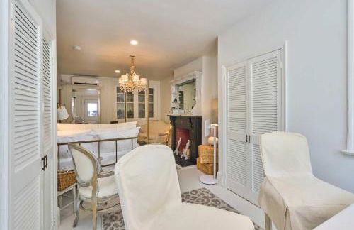 Private DC Retreat on Iconic East Capitol St - Photo 13