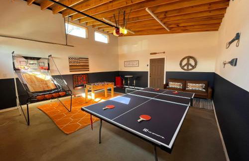 Luxury Lakefront Getaway - Foto 23