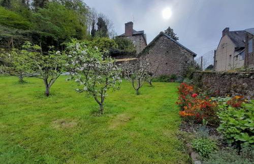 Chez Pauline, Gavray. House with secure parking, Wi-Fi & garage. - Foto 40