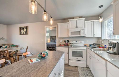 Dock, Water Views Dog-Friendly Ocean Shores Home! - Foto 12