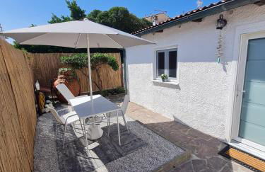 Monolocale con giardino privato, 1 minuto dal mare - Foto 24