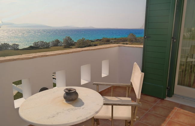 Deep Blue Villa - Photo 1