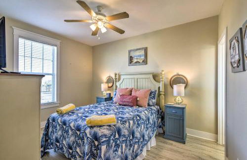 Breezy Galveston House with 2 Decks and Ocean Views! - Foto 11