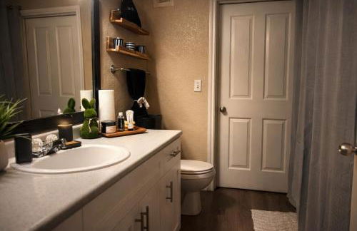 Modern Condo Prime Area 1 min to Beale Street Gated Parking - Foto 35