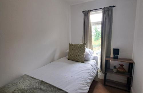 Huge 4 bed in the heart of Kettering - Foto 31