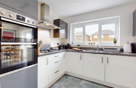 Rare find - new build 3 bedroom house near Cheshire Oaks - Photo 42