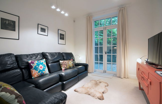 Apartment 2 The Grove - Photo 15