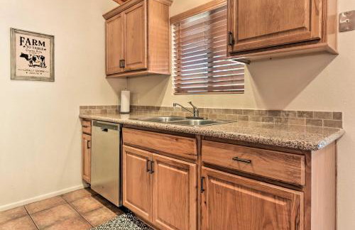 Fenced Yard and Grill! Tucson Family Escape - Foto 10