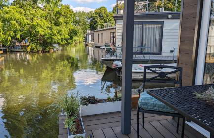 Tamanzi Taggs-floating home on idyllic island - Foto 35