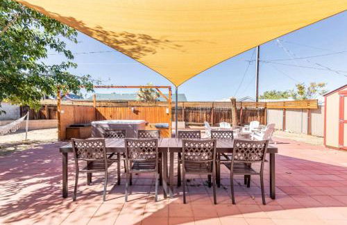 Tortoise Oasis - Hot tub, Shuffleboard, & More! - Foto 12