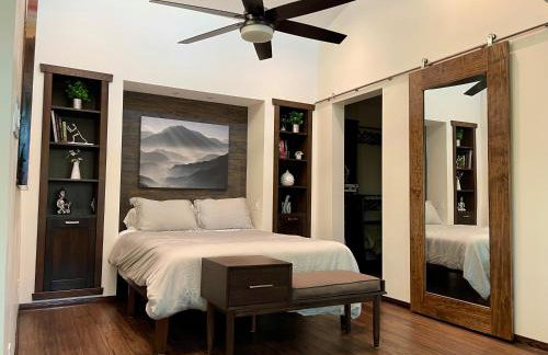 Cozy Guesthouse with Rooftop Deck - Foto 7