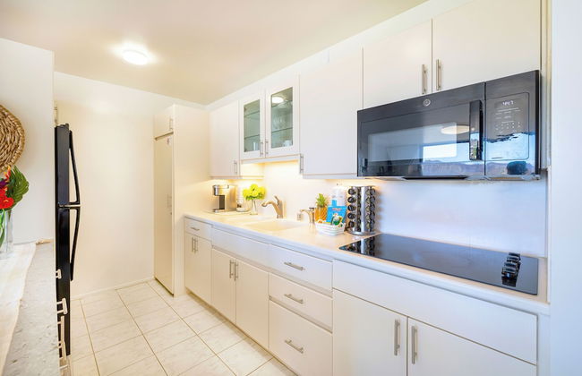 Diamond Head and Ocean views with King Bed and Parking - Foto 60