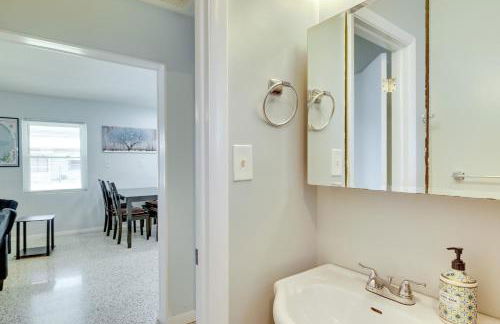 Waterfront Okeechobee Getaway with Backyard Dock! - Foto 17