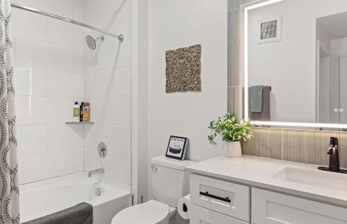 Near Mayo Clinic & Desert Ridge , Stay with Pool & Gym- S309 - Foto 9