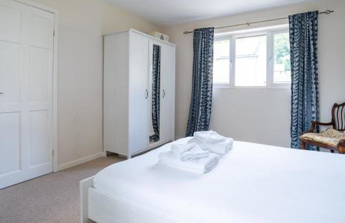 3 Bedroom family home Parking Garden - Pass the Keys - Foto 15