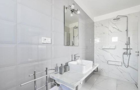 Awesome Home In Split With Wifi - Foto 26