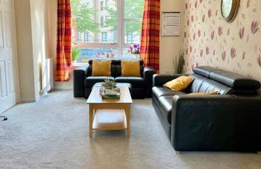 The Naburn - 3 Bed House with Free Parking & Close to City Centre - Foto 3