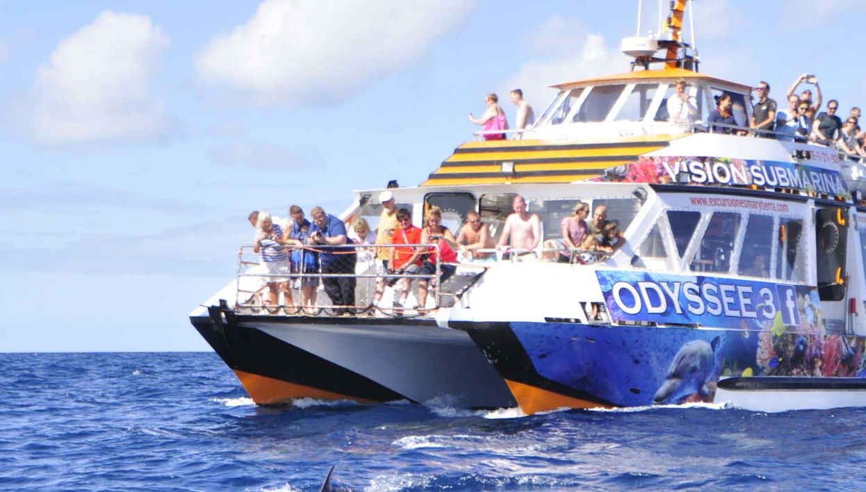 Glass Bottom Boat Cruise - Foto 1