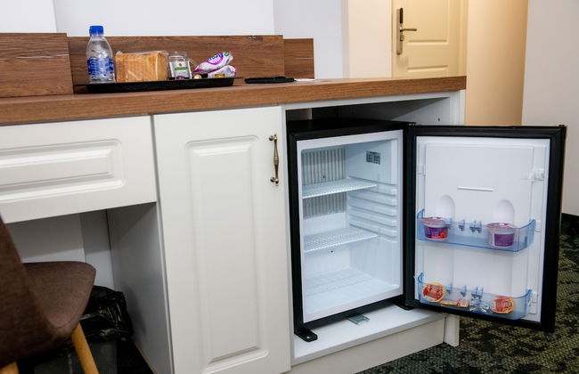 Agora Boutique - Photo 16