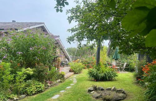 Lofthouse - secluded quirky cottage with sea views! - Photo 2