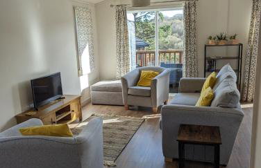 Two Bedroom Lodge In The Country - Restaurant Bar Onsite - Foto 7