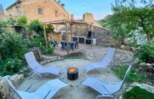 Casa acollidora i familiar amb jardi i barbacoa - Foto 1