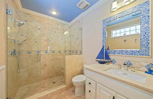 Tropical Dreams by the Sea - Vacation Home with Private Pool & Close Proximity to Beach - Foto 19