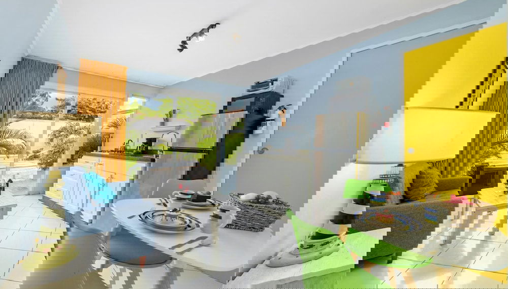 Poolside 1-bed Near Palm Beach - Foto 1, Habitación