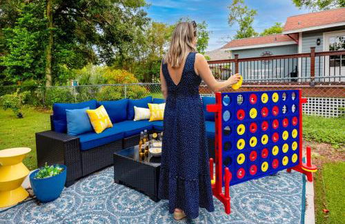 Walk to Downtown - 7min to beach - King bed & Free parking - Foto 5