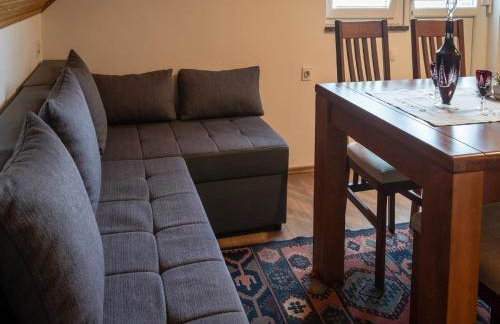 Green Area Apartments Krem ar - Attic Apartment With Balcony - Foto 1
