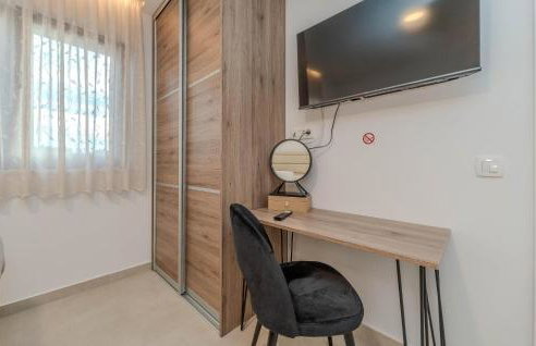 4 Bedroom Cozy Home In Jovici - Photo 33